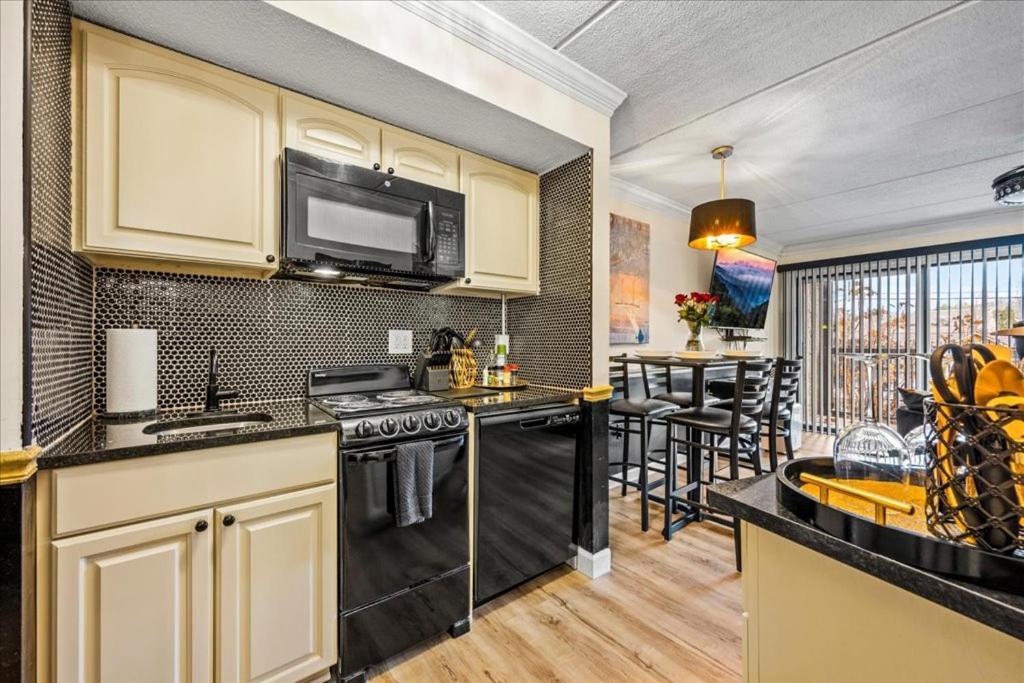Walk To Anakeesta Romantic 1Br W Fireplace Gatlinburg Exterior photo